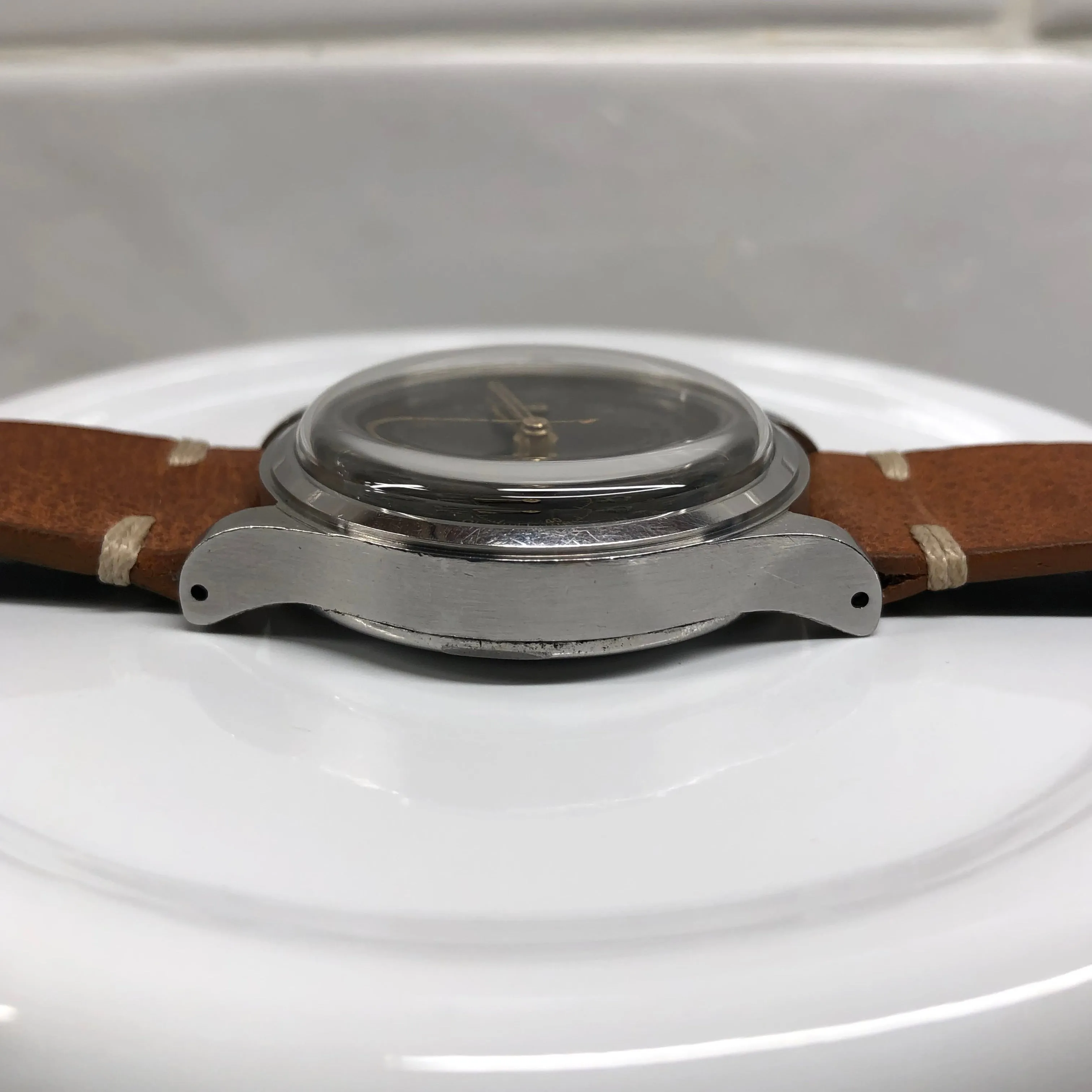 1950's Bovet Mono-Rattrapante Steel Gilt Chronograph Tropical 38mm Vintage Valjoux 84 Wristwatch