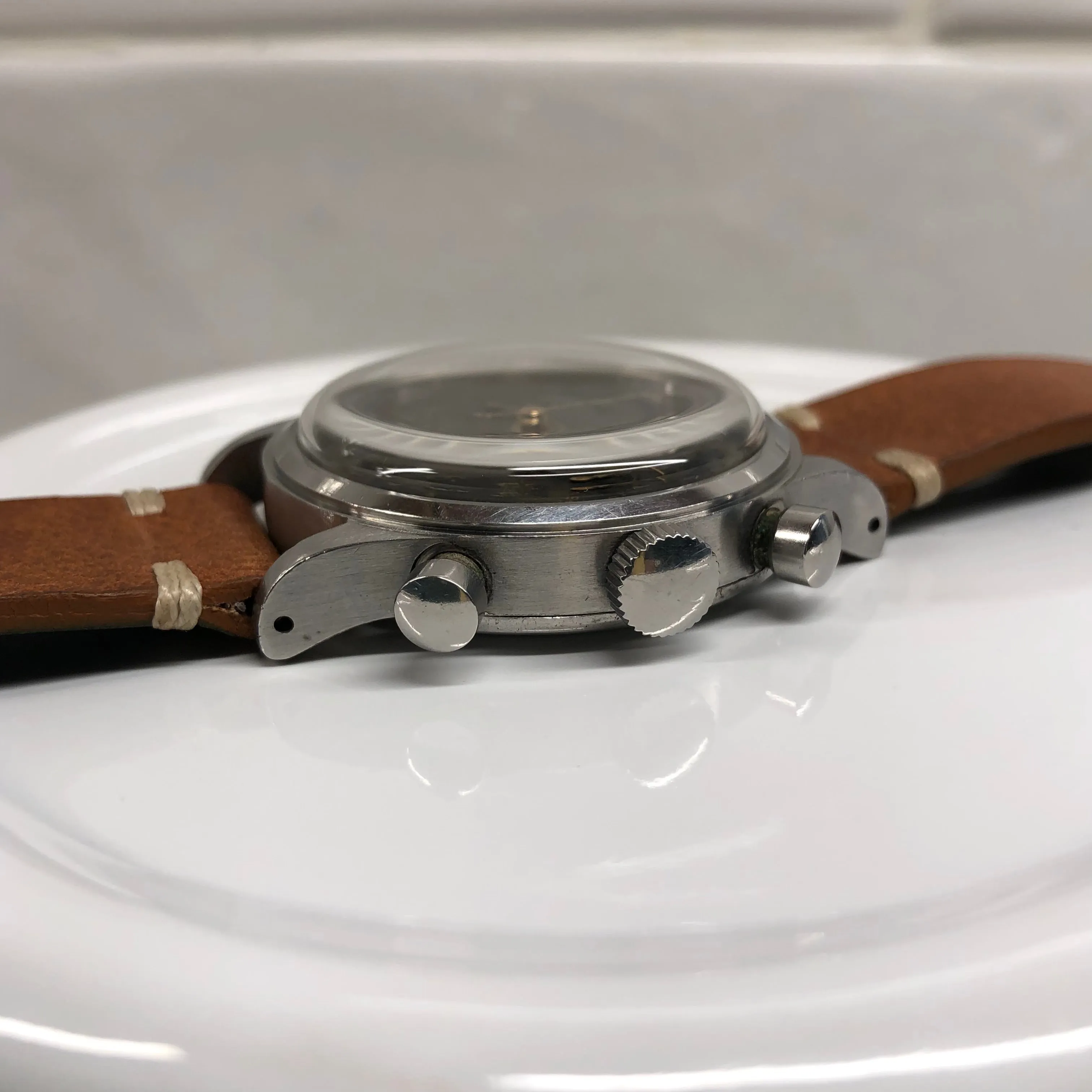 1950's Bovet Mono-Rattrapante Steel Gilt Chronograph Tropical 38mm Vintage Valjoux 84 Wristwatch