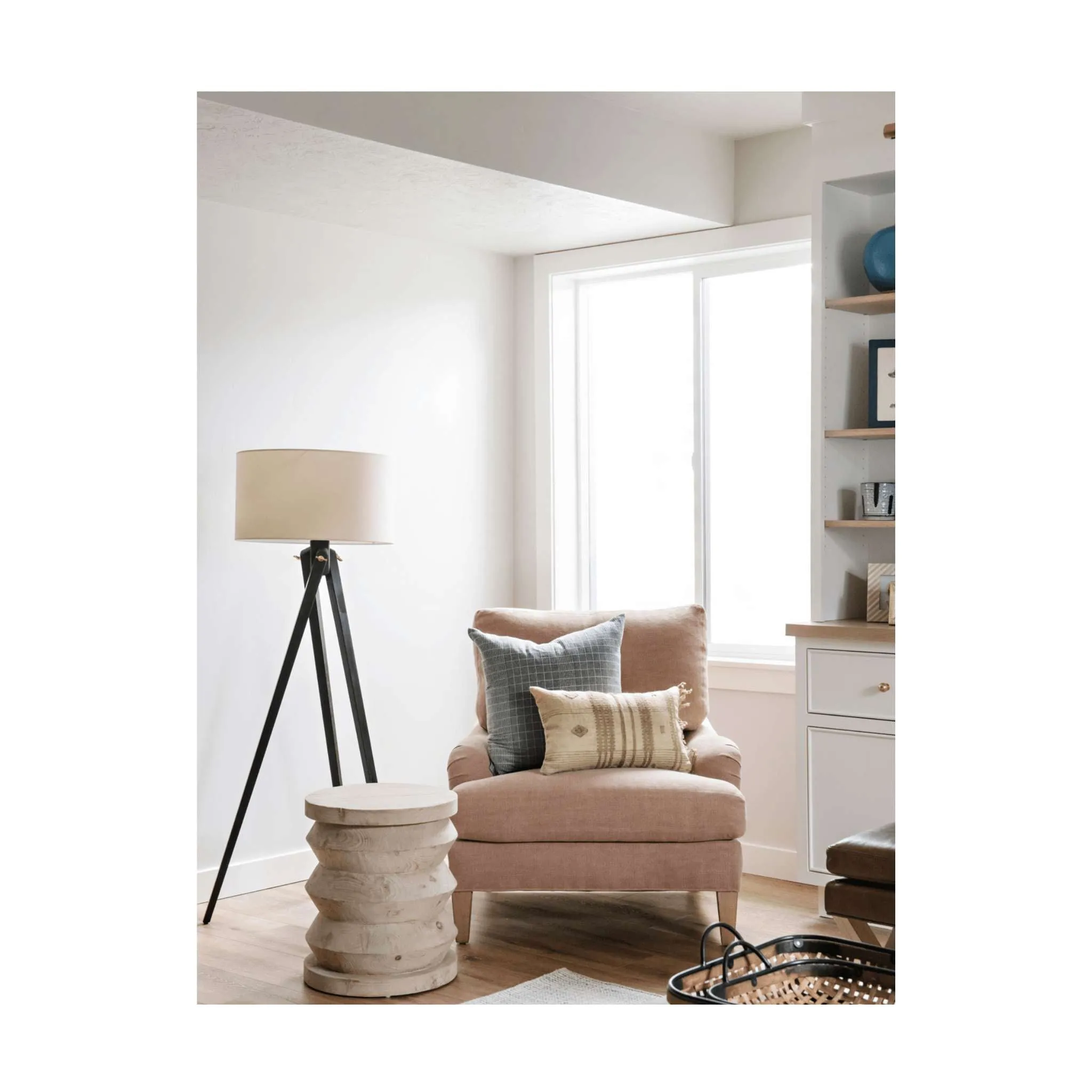 Arbiter Floor Lamp