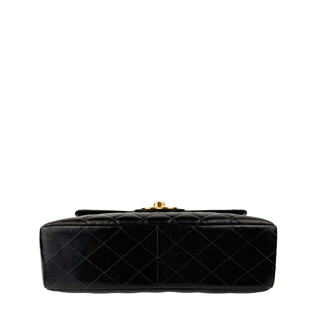 Chanel Vintage Classic Jumbo Flap