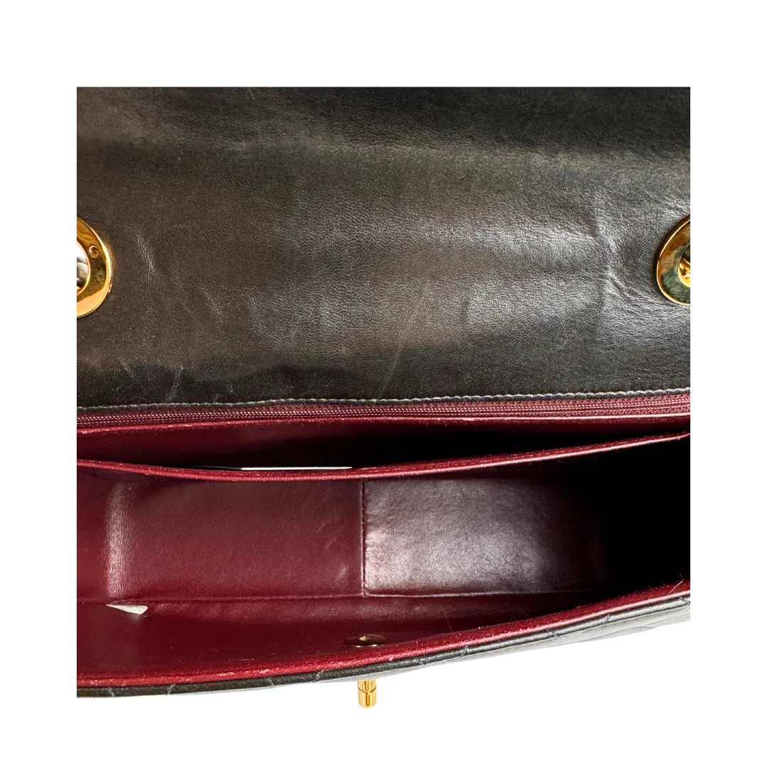 Chanel Vintage Classic Jumbo Flap