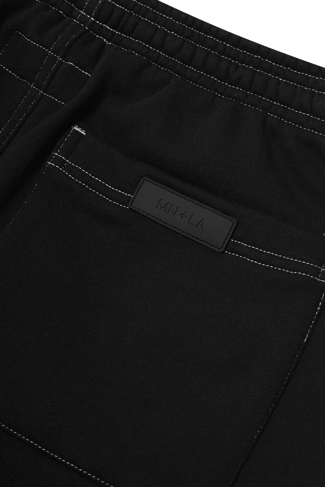 CONTRAST STITCH SWEATSHORT IN ANTHRACITE