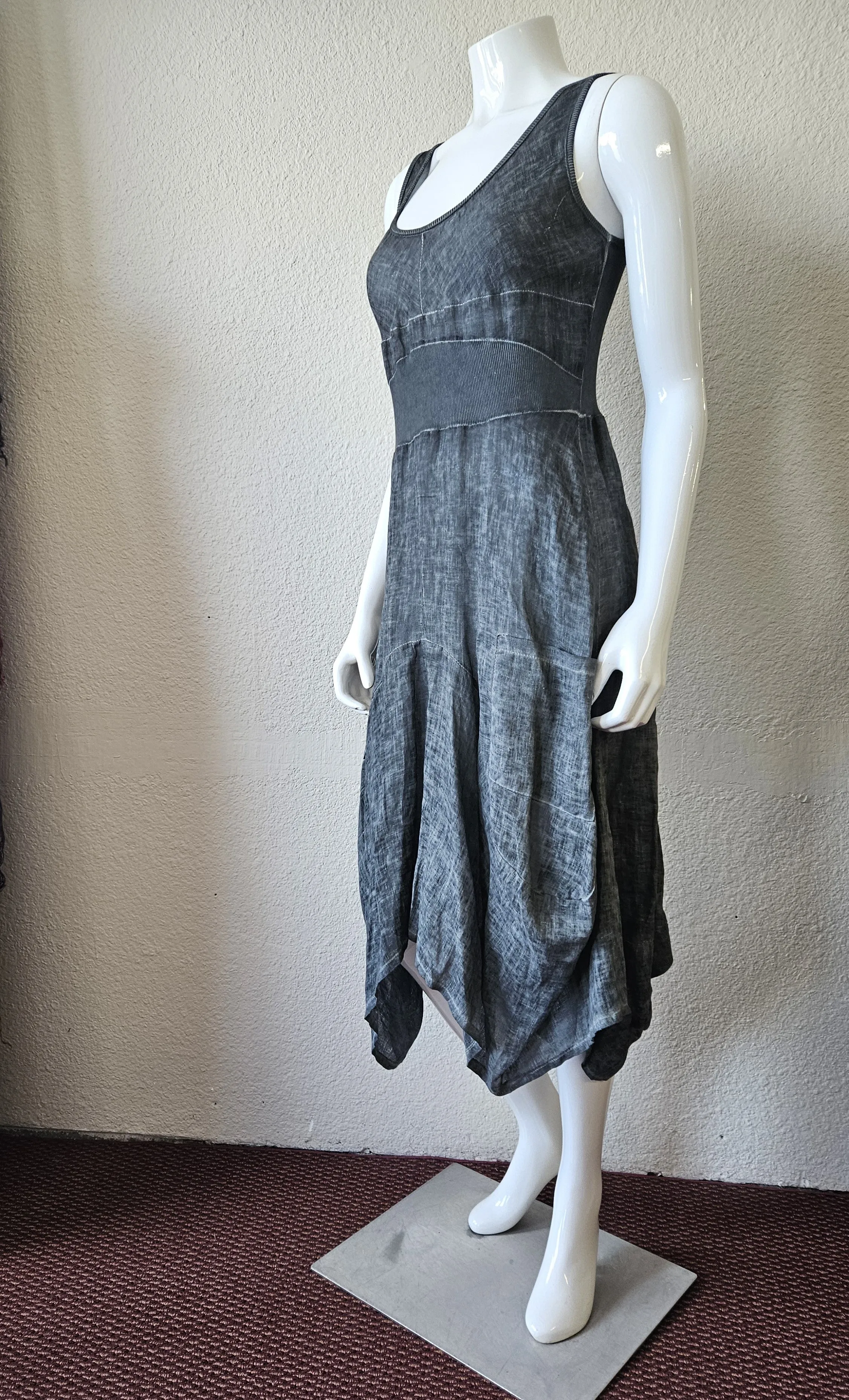 INIZIO Italy Magic Dress in Moss Grey