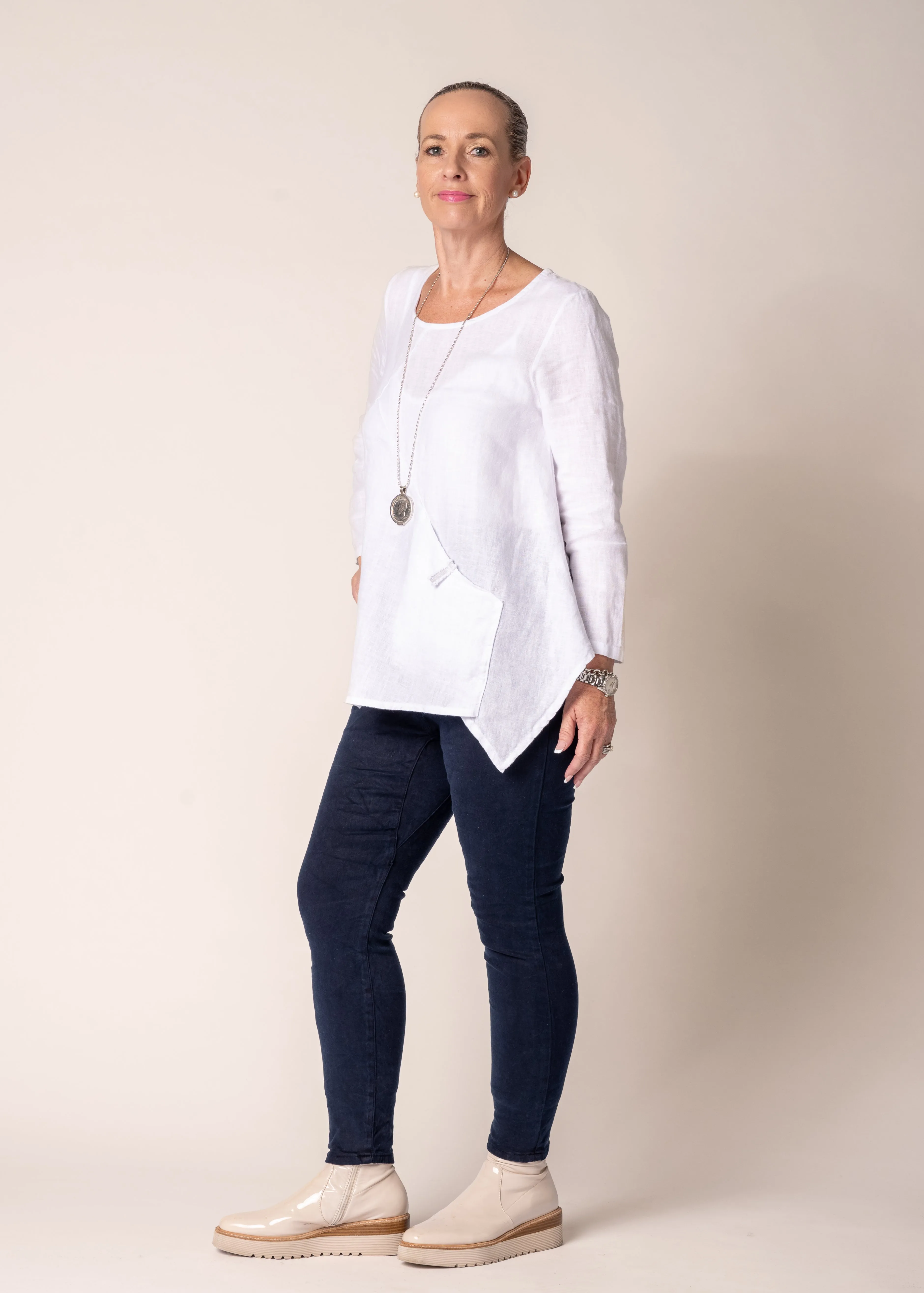 Kartely Linen Top in White