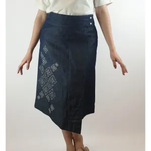 Love Your Denim denim skirt with pretty white geometrical pattern size 10