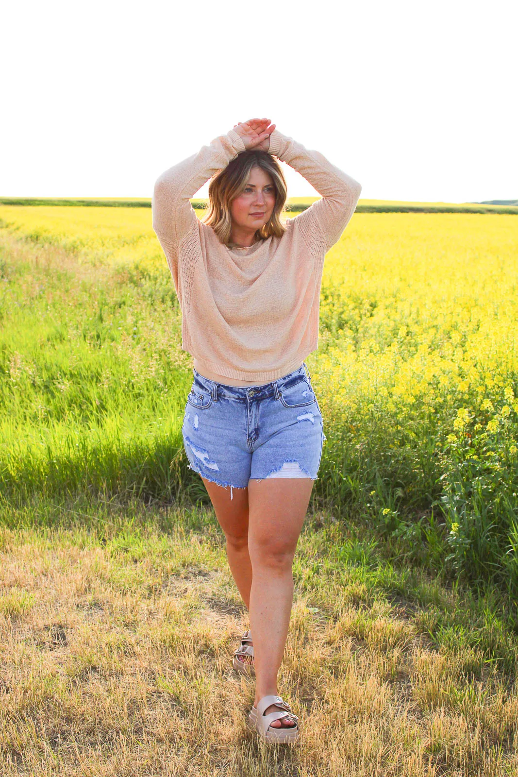 Luna Long Sleeve Light Weight Sweater in Apricot