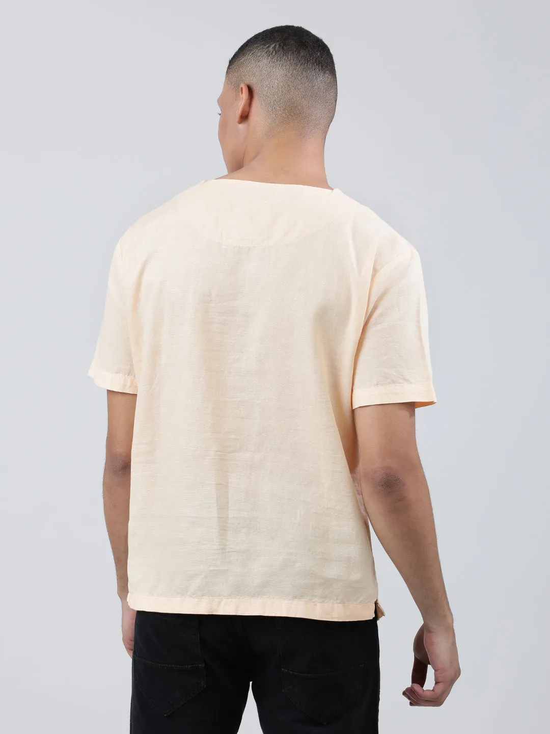 Men Peach Fuzz Regular Fit Round Neck Dyed Cotton Linen Solid T-Shirt