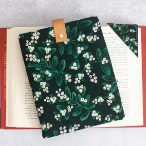 Mistletoe Book Sleeve