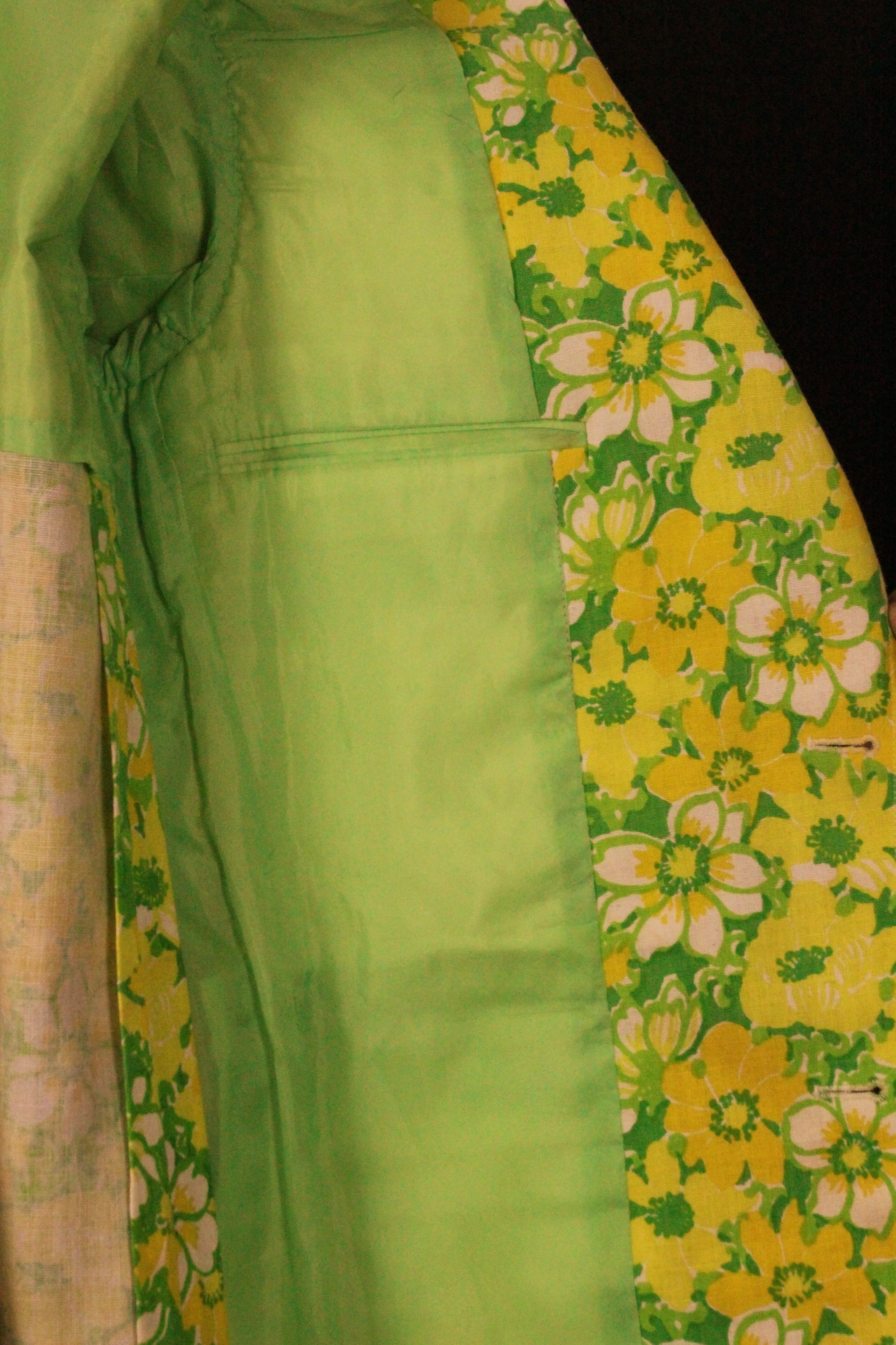 "Lilly Pulitzer Men's Stuff Cocktail Party Jacket" Sz 39R (SOLD)