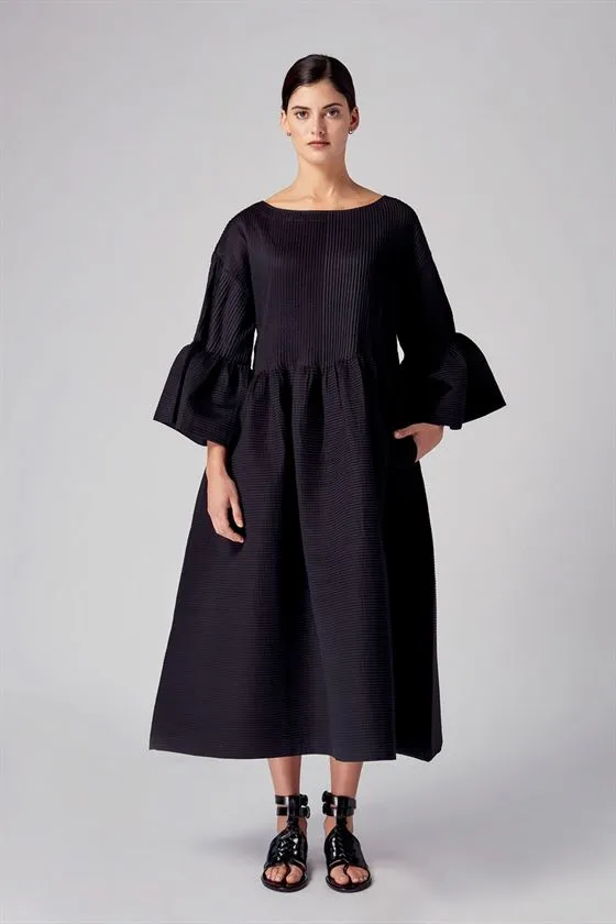 Rajesh Pratap Singh   I   Hamira peplum pleated dress   Black  4FL-110   Women classic collection