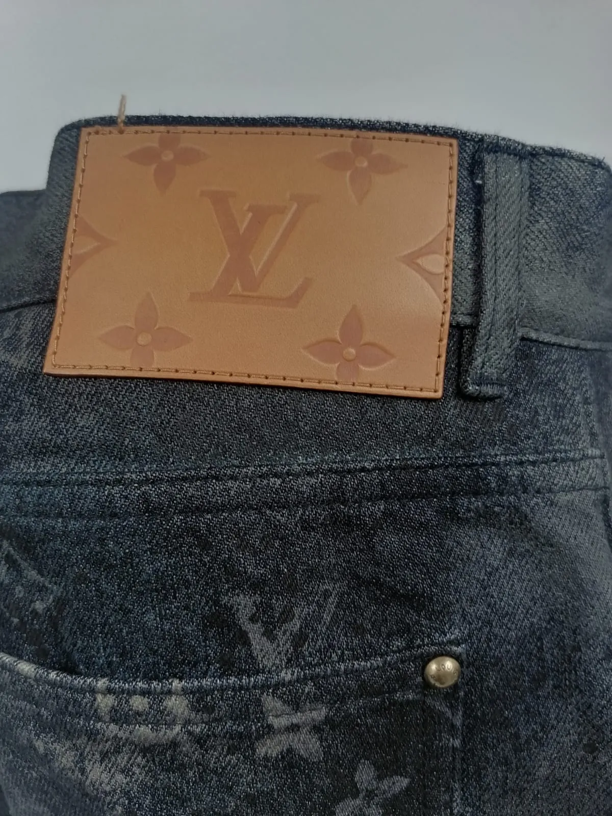 Regular Fit Spray Monogram Jeans