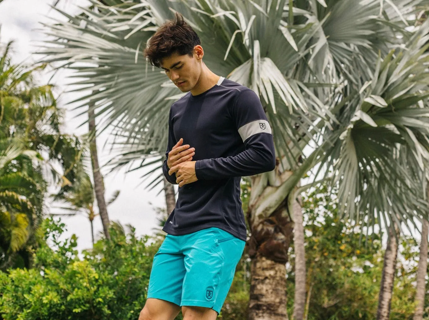 The Kanaha Hydrophobic Shirt for Men - Lolite  (Rich Navy)