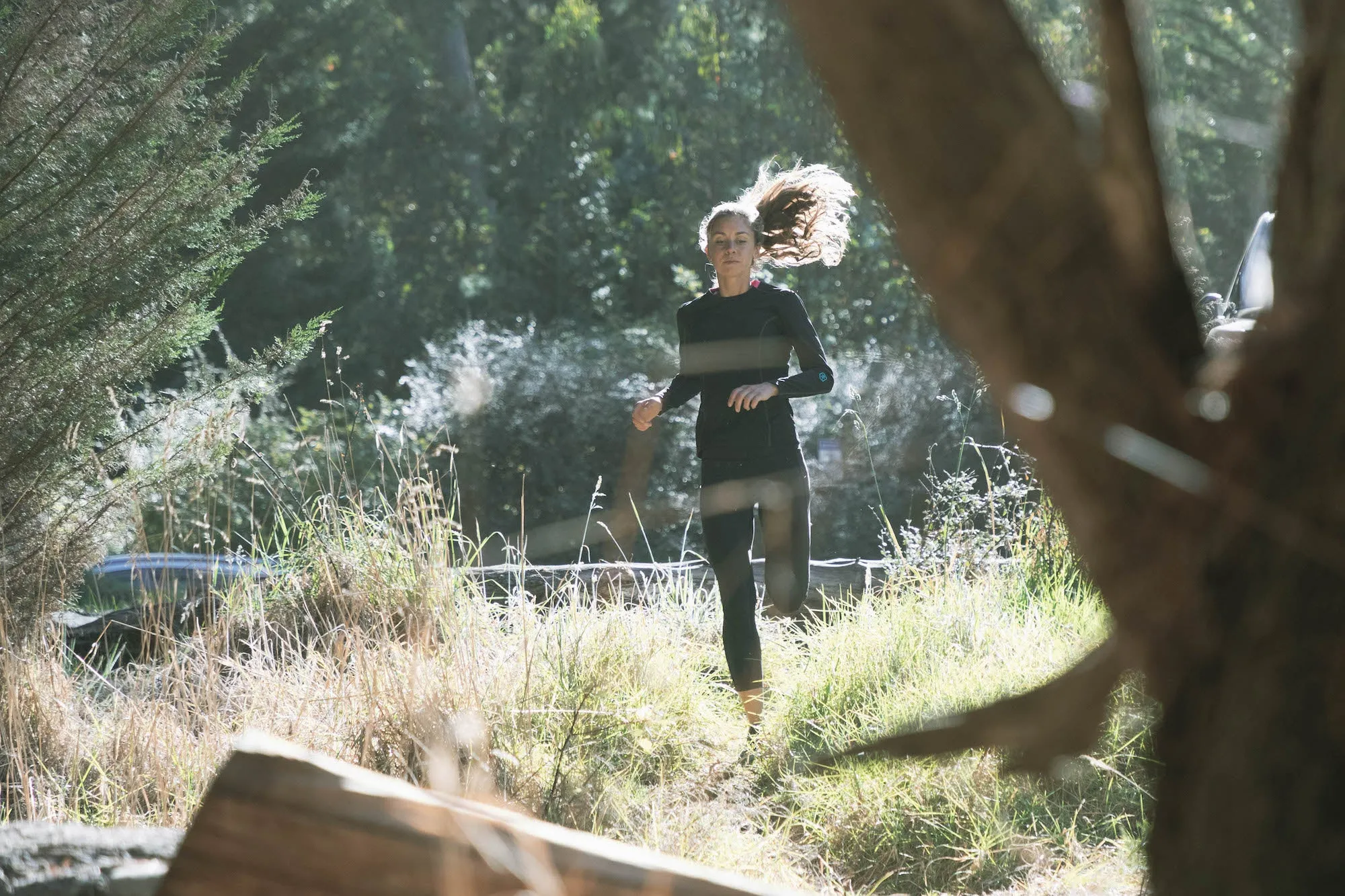 The Kanaha Hydrophobic Shirt for Women - White Rock (Black)