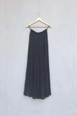 Urvashi Kaur   I   Pasir PANTS OLA chanderi cotton silk charcoal TESSELLATE- 93