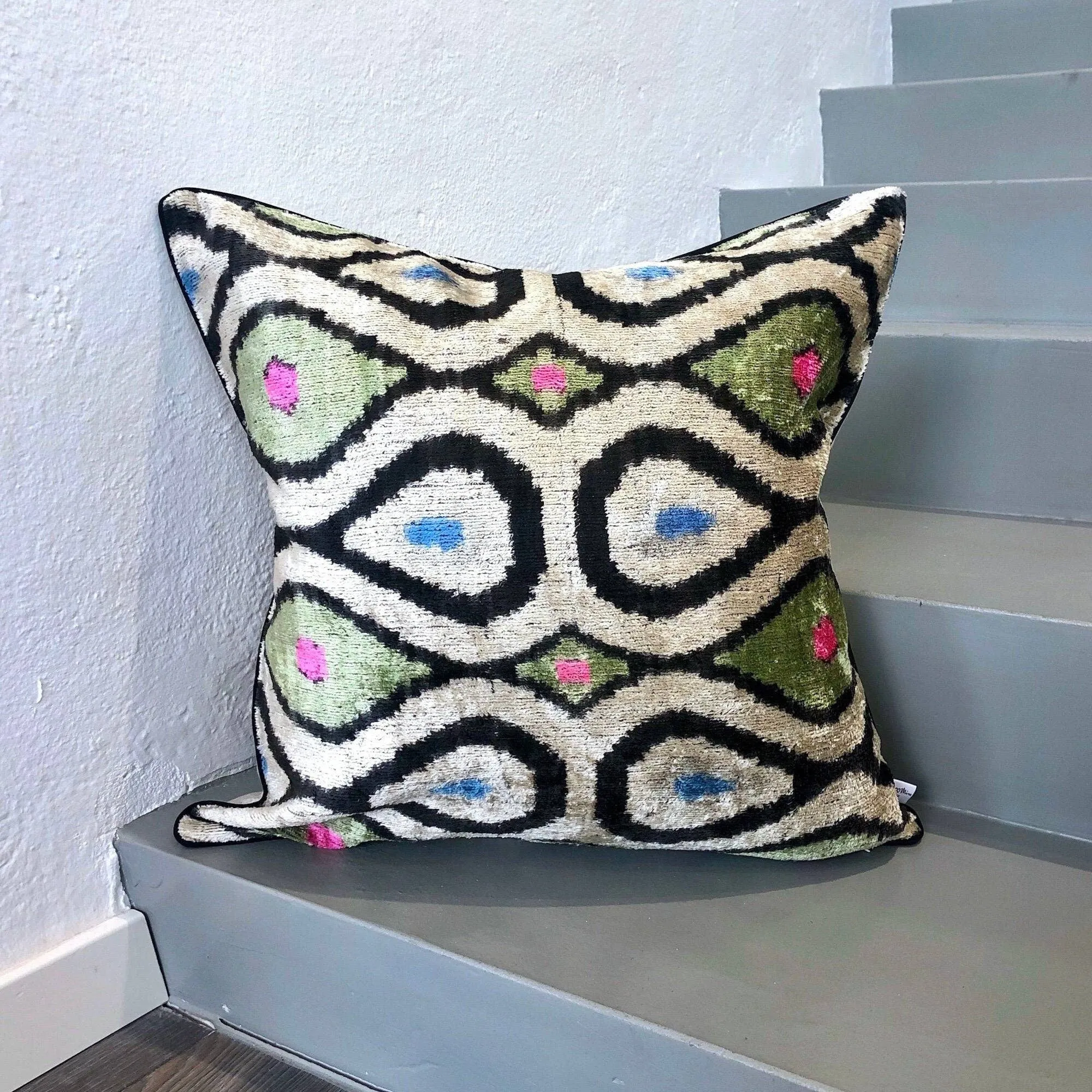 Velvet Ikat Cushion Evolution | Velvet Ikat Pillow Evolution