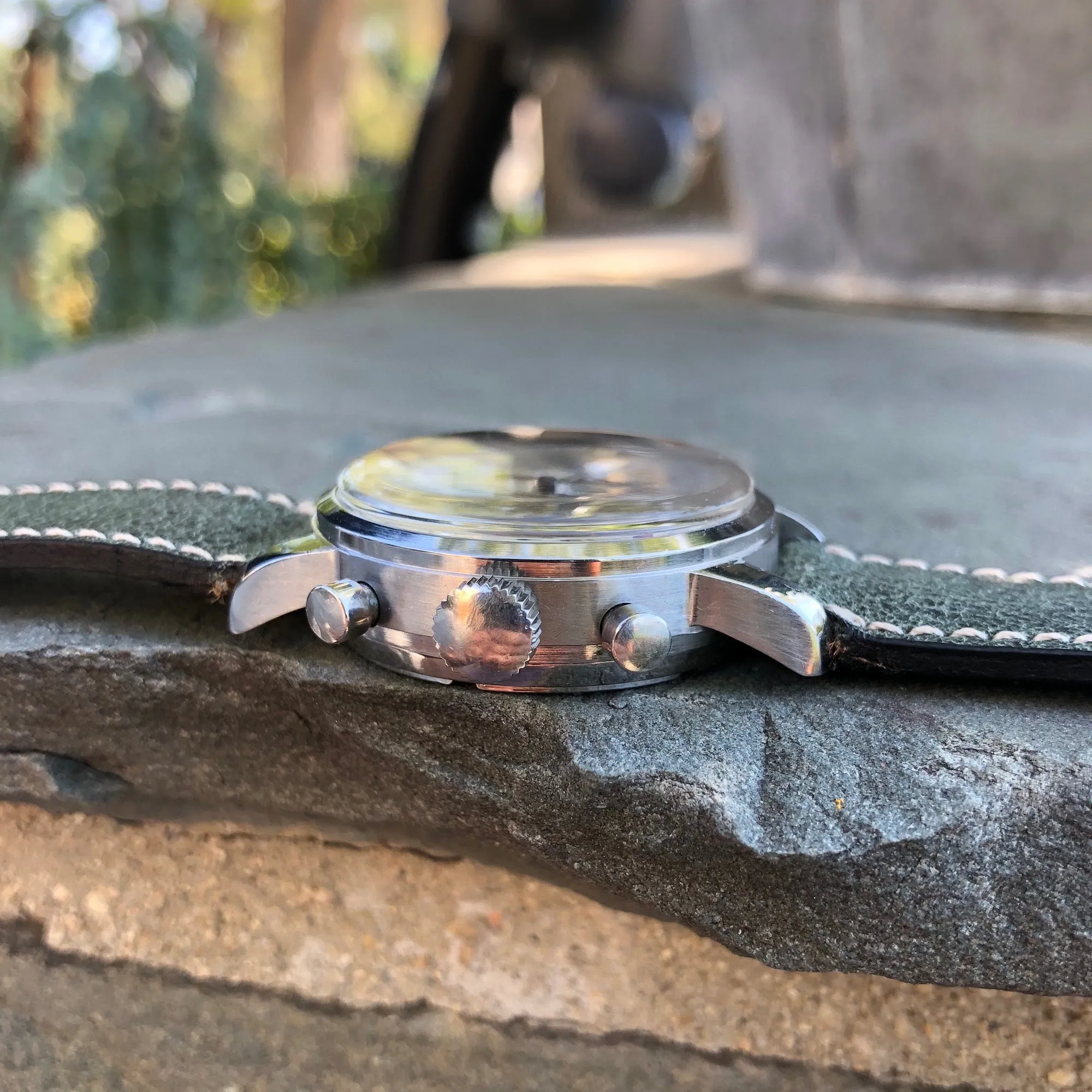 Vintage Gallet MultiChron Astronomic Steel Chronograph Valjoux 88 Triple Date Moonphase Wristwatch