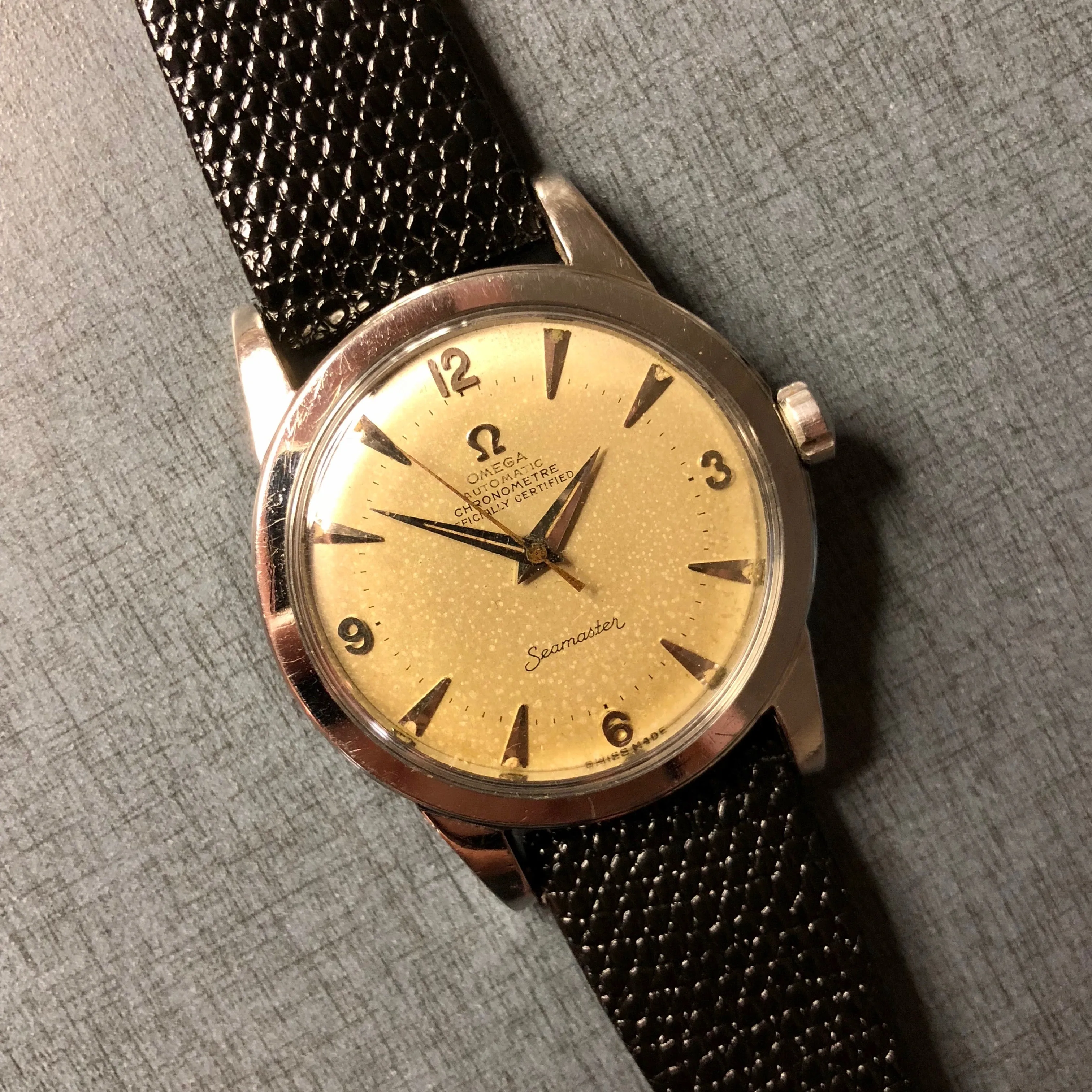Vintage Omega Seamaster Chronometre 2577 Caliber 352 Bumper Automatic Wristwatch Box Papers 1952