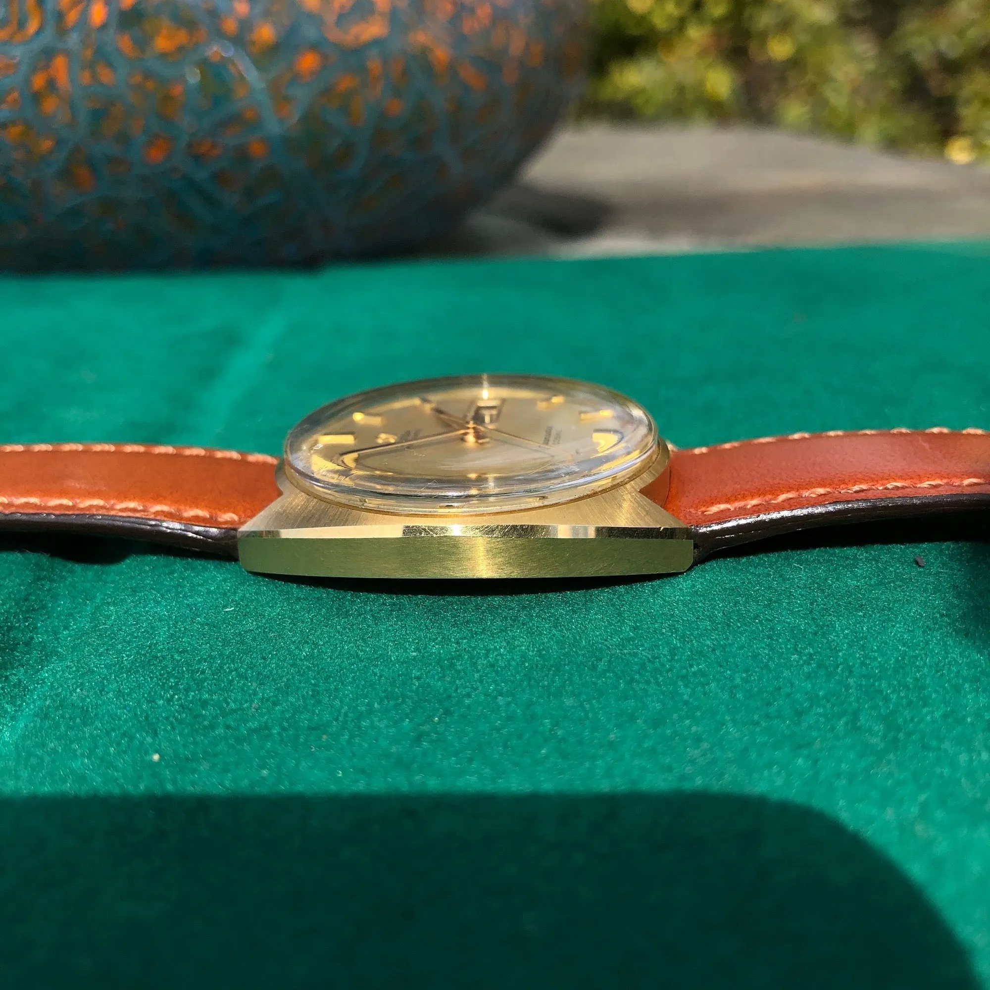 Vintage Omega Seamaster Cosmic 166.049 Day Date 18K Yellow Gold Cal. 752 Automatic Wristwatch