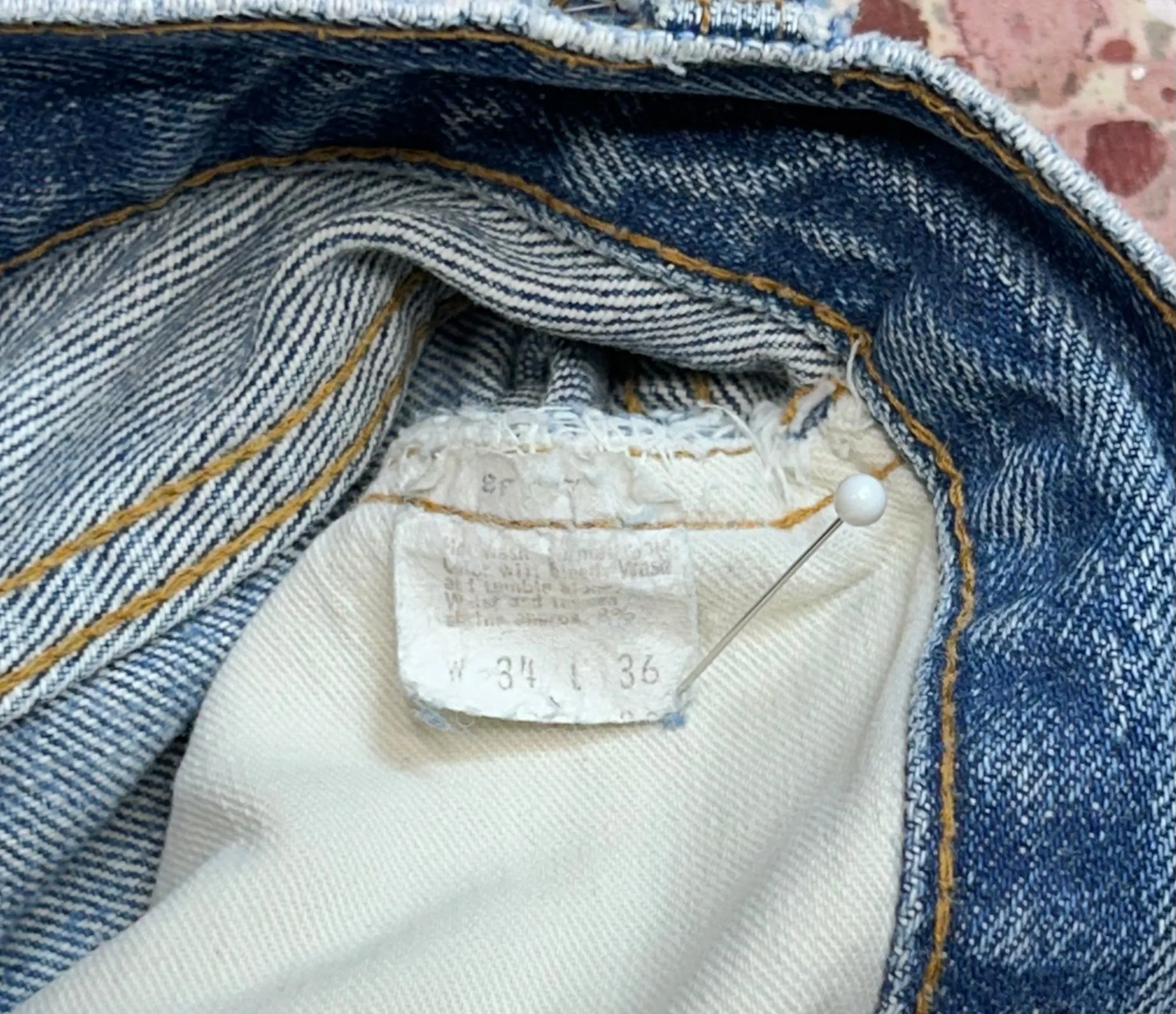 Vintage USA Single Stitch Redline Super Wash Cut Off Shorts with Heart Patch (JYJ0524-202)