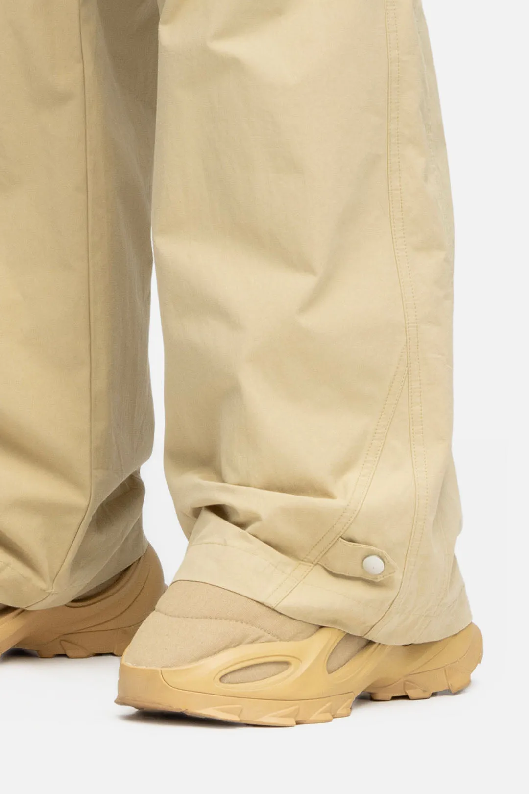 W8 CARGO KHAKI