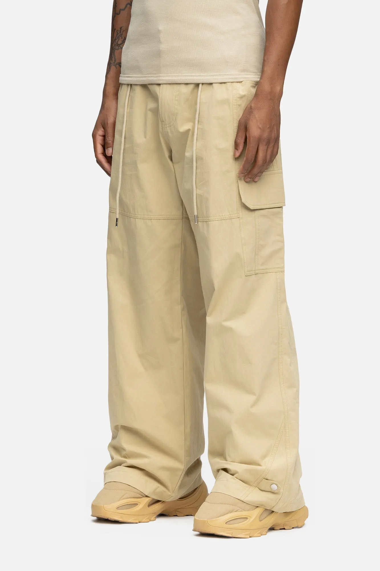 W8 CARGO KHAKI