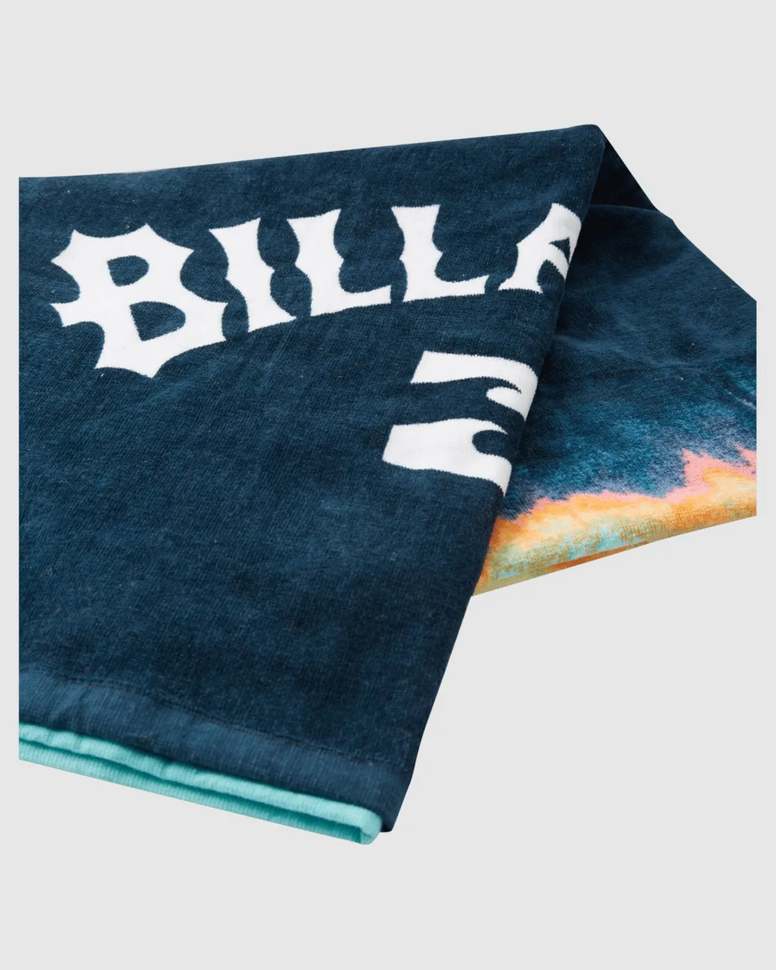 Waves Towel